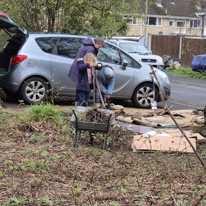 The girls helping 